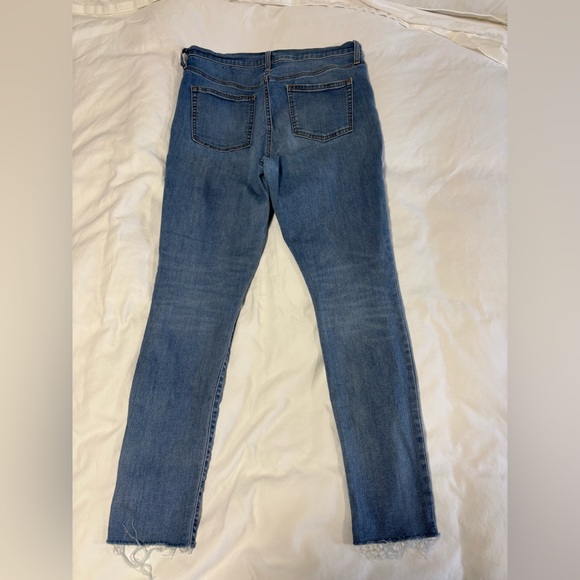 GAP High Rise Blue Women's Jeans - Picture 5 of 6